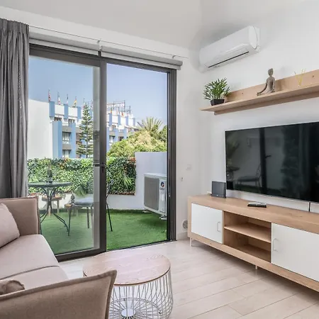 The Diamond Garden Apartment